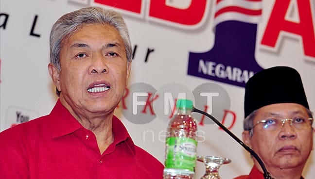 Umno tubuh jemaah penasihat dipengerusi Ku Li