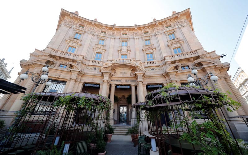 Starbucks’ Italian dream comes true, but it is not cheap