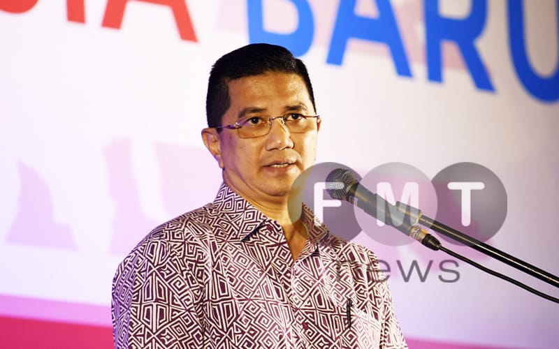 Ex-MB Azmin tells why he’s ‘jealous’ of successor Aminudin