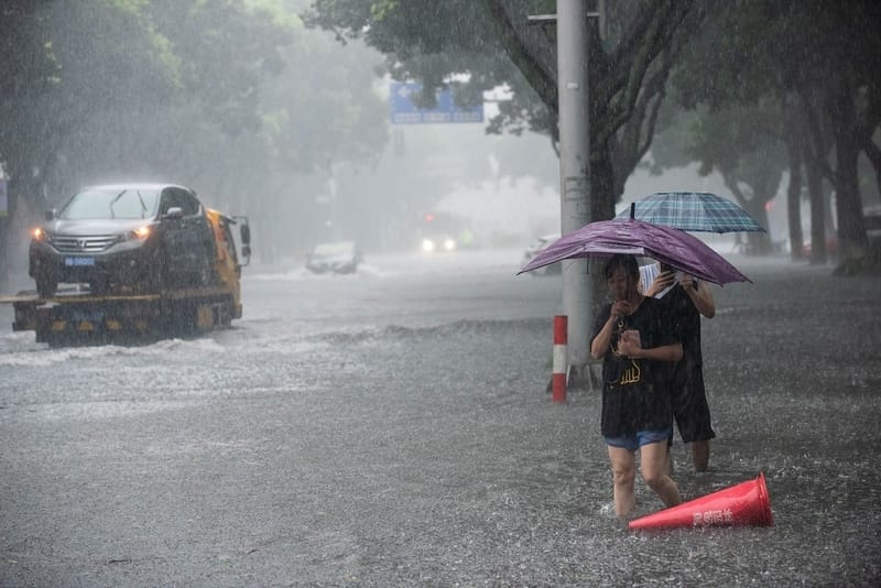 At least 13 dead, 16 missing as Typhoon Lekima slams east China