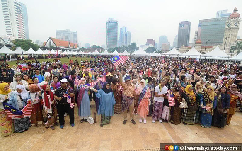 Cakap-cakap tentang ‘kontrak sosial’ tidak berfaedah, kata penganalisis