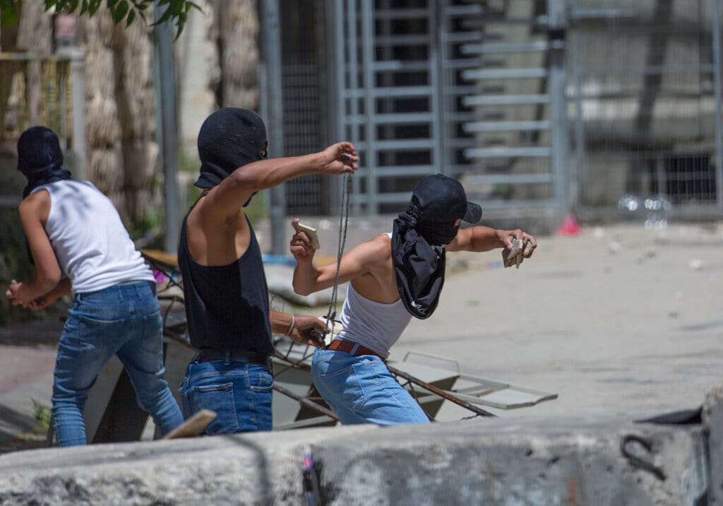 Hamas warns against Israeli president’s Hebron visit