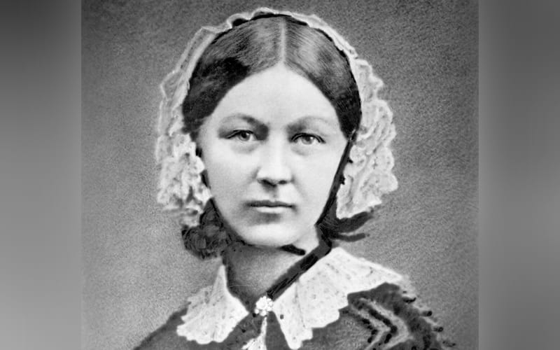 Florence Nightingale bukan Makcik Kiah