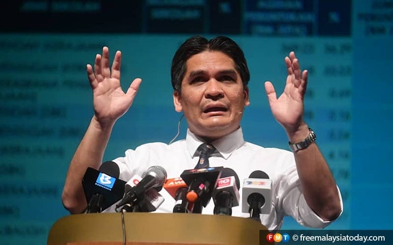 Agihan peruntukan ikut bilangan sekolah bukan lagi ikut jenis, kata Radzi