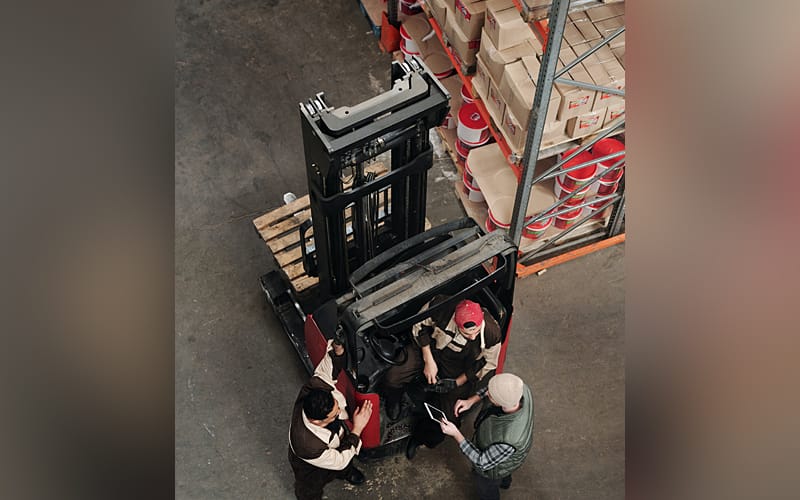 Japanese workers consider warehouse jobs least stressful