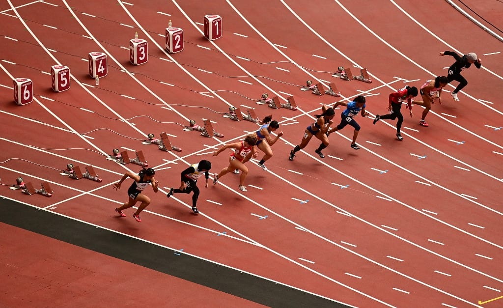 Azreen posts personal best time to make first round