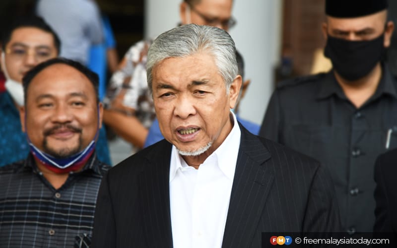 Pihak pendakwaan cuba kelirukan dan perangkap saya, Zahid beritahu mahkamah