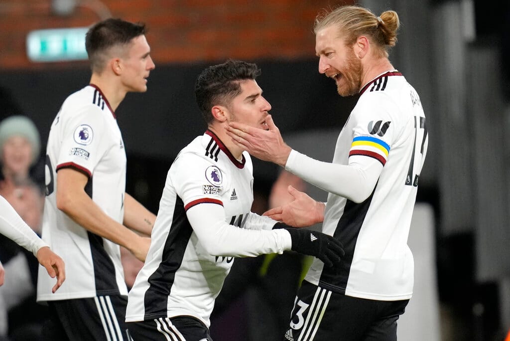Solomon strike earns Fulham draw with Wolves