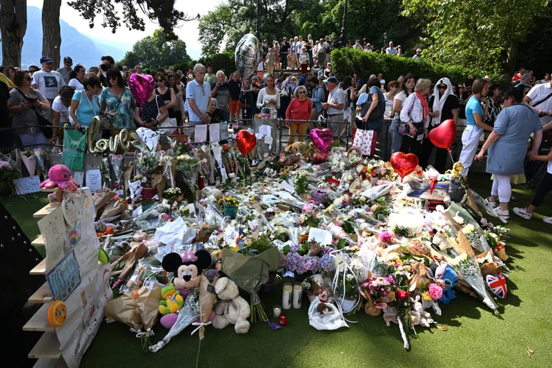 Annecy gathers in support of knife attack victims