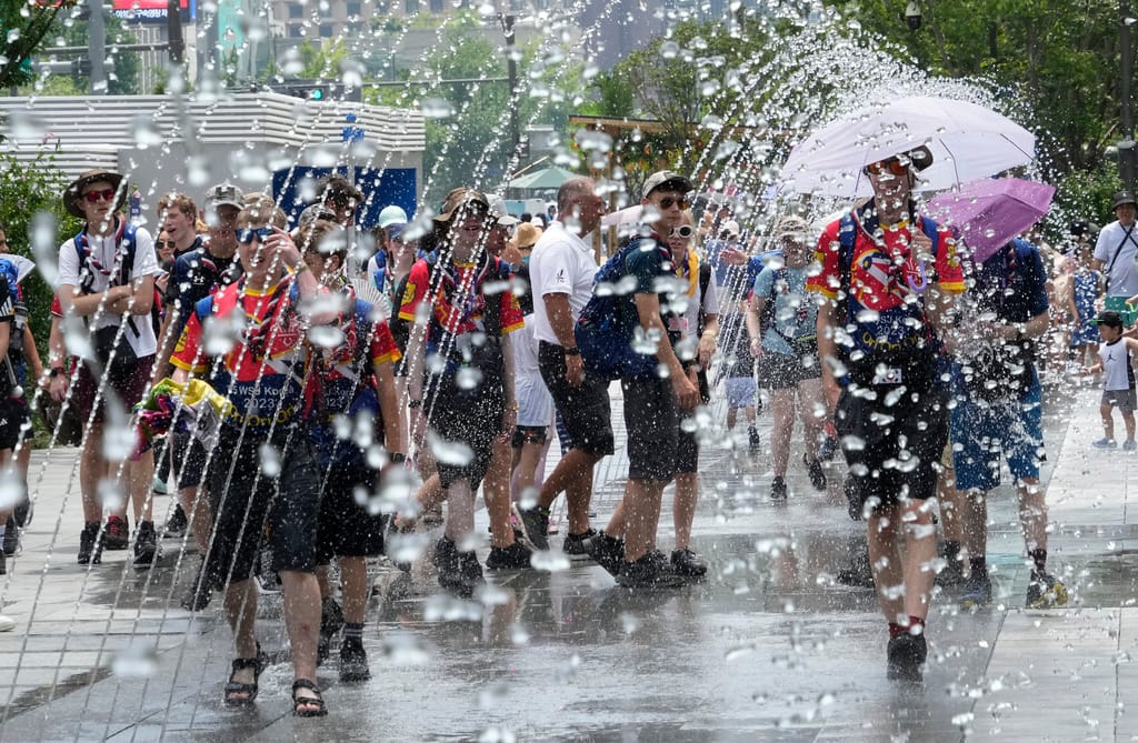 S. Korea raises heat alert to highest amid sweltering weather