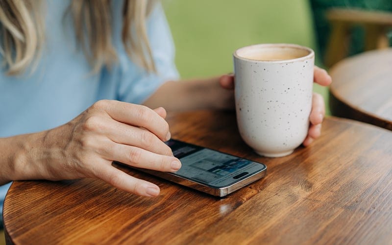 New Instagram tool stops unwanted videos, photos in DMs