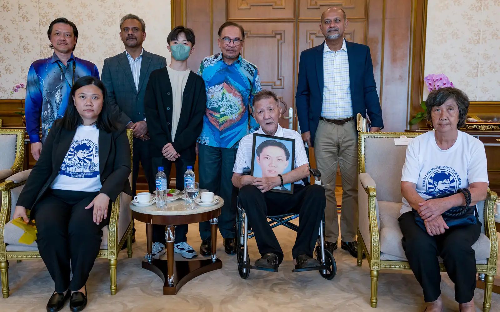 PM promises fresh probe into Teoh Beng Hock’s death