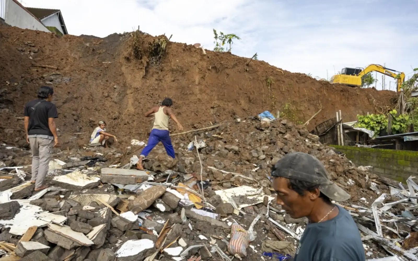 epaselect INDONESIA LANDSLIDE