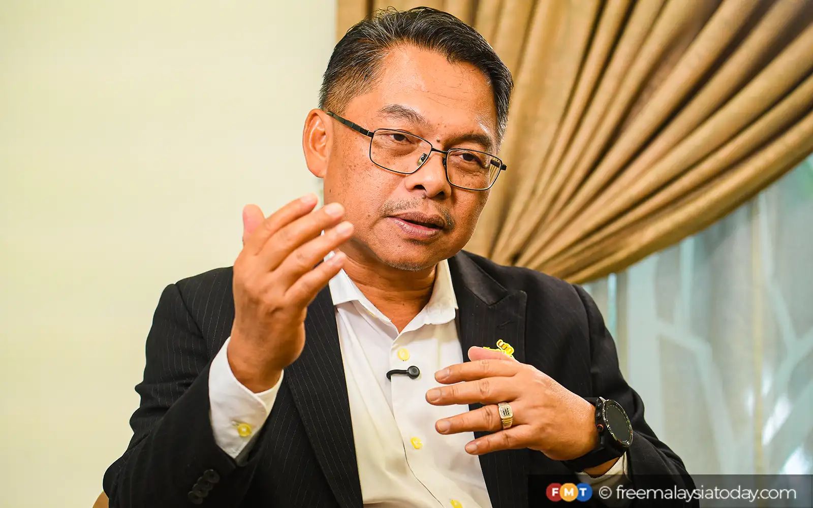 MUSTAPHA SAKMUD - DEPUTY MINISTER - MSU
