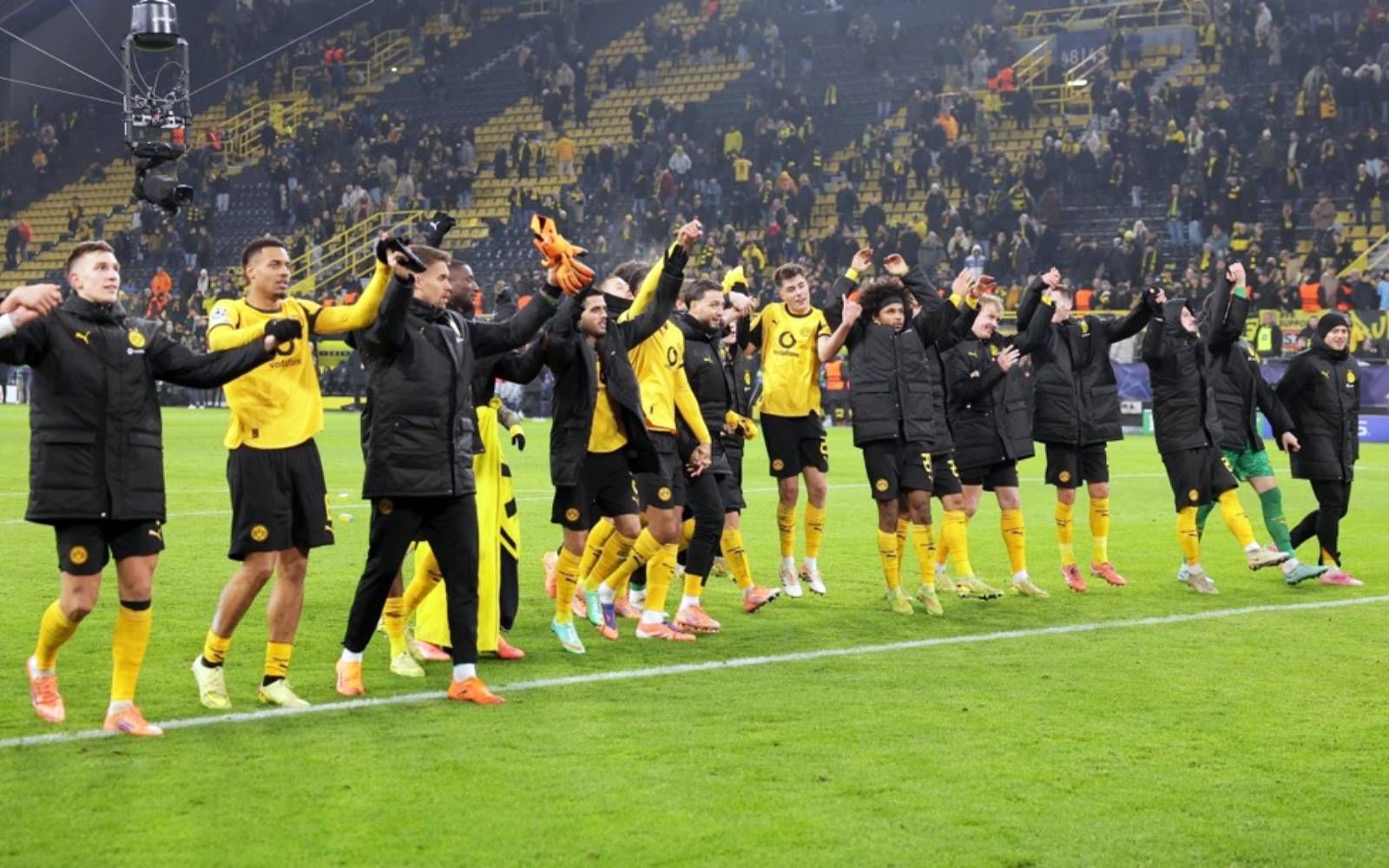 Dortmund return to form with 4-0 Champions League victory over Villarreal