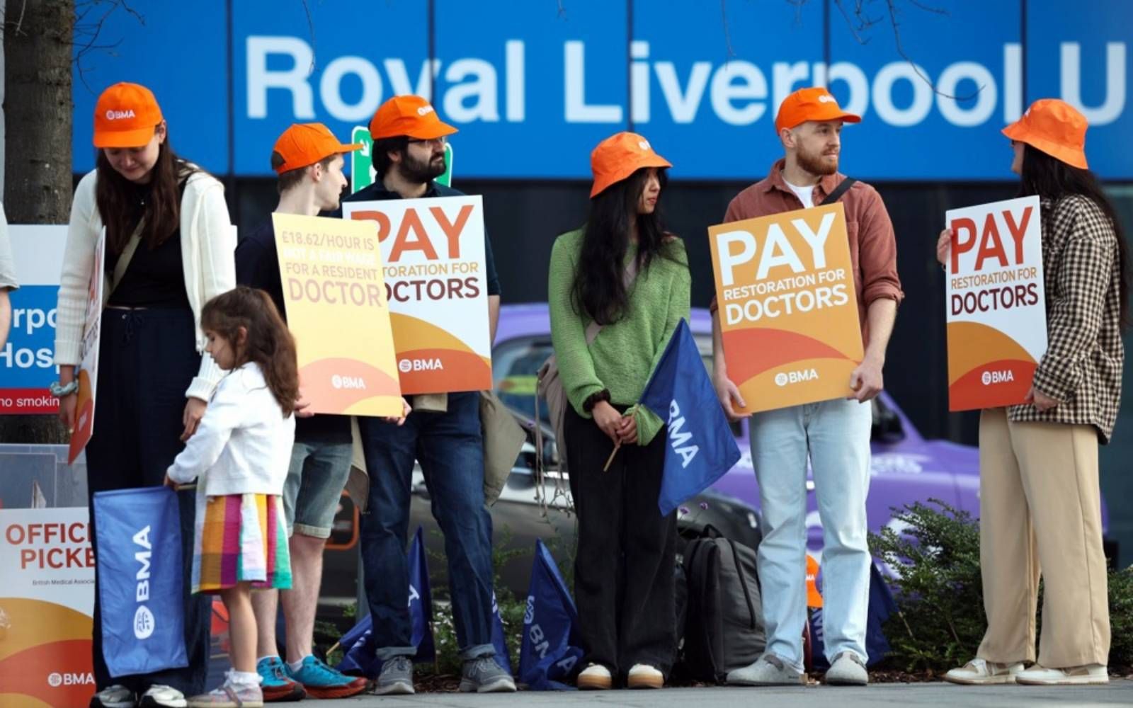 England’s junior doctors to begin five-day walkout