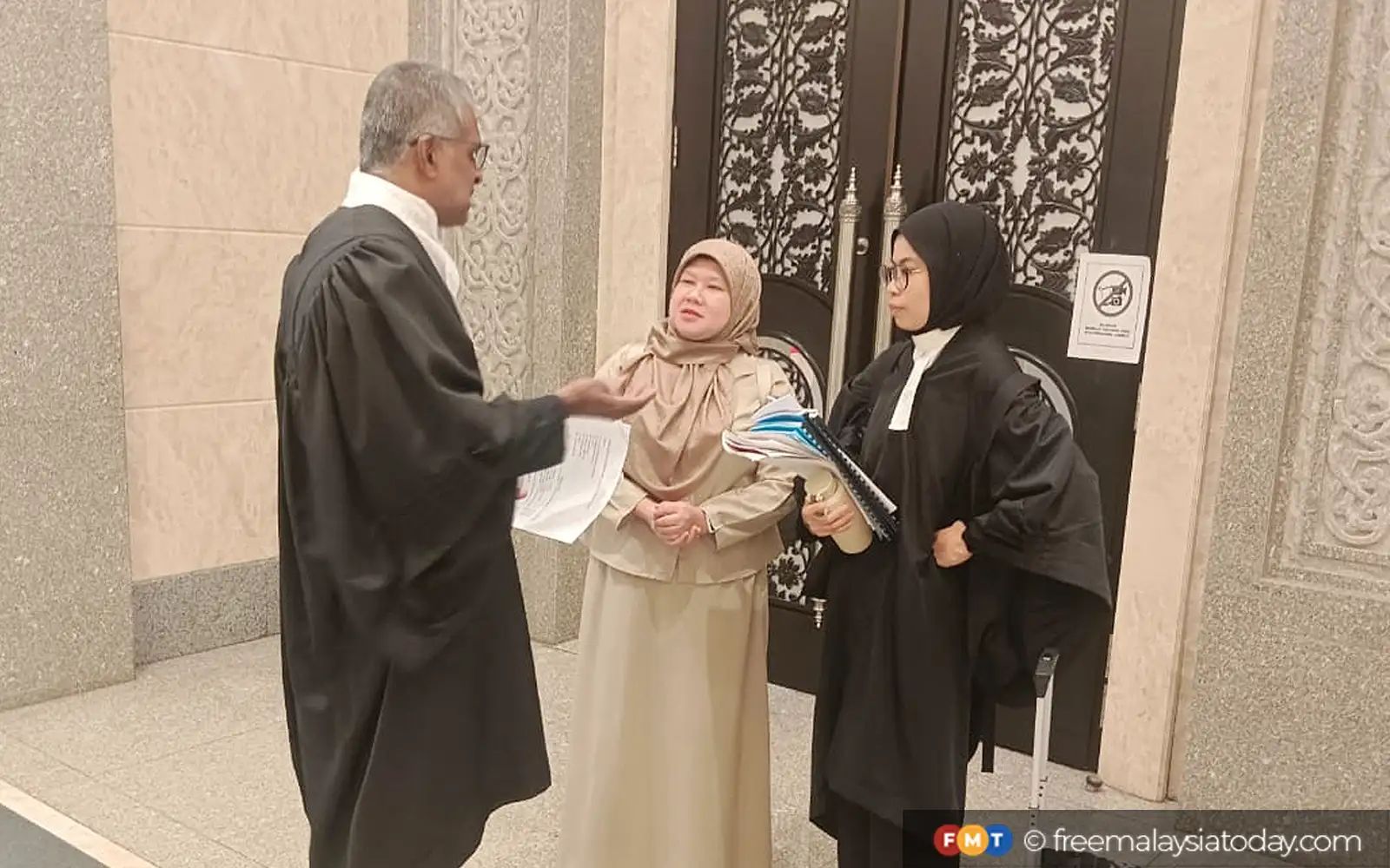 Lawyer Ernest Balasingam, Farah Masyitah Nordin and Nur Afini Kamal Ariffin