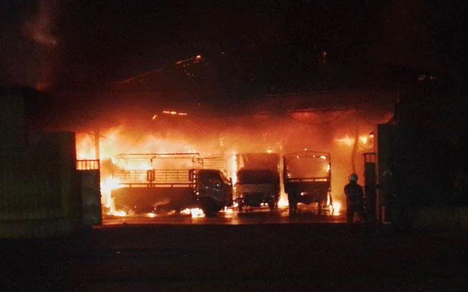 Gudang terbakar, 76.8 tan limau mandarin musnah