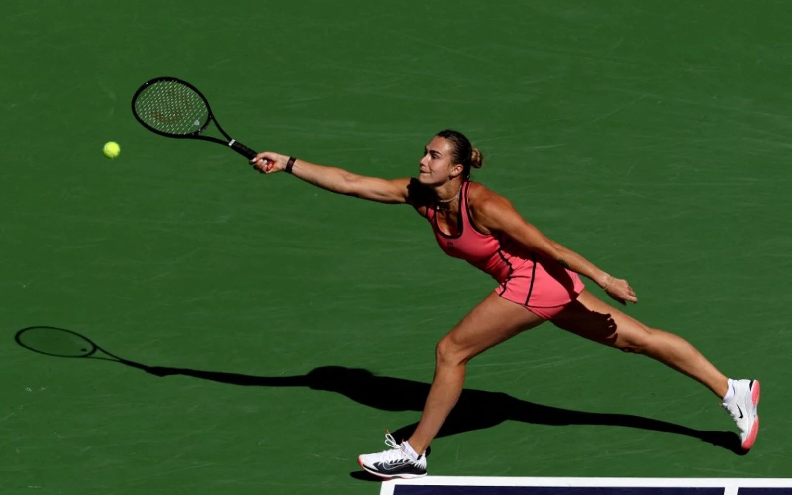 Sabalenka powers past Osaka into Indian Wells quarter-finals