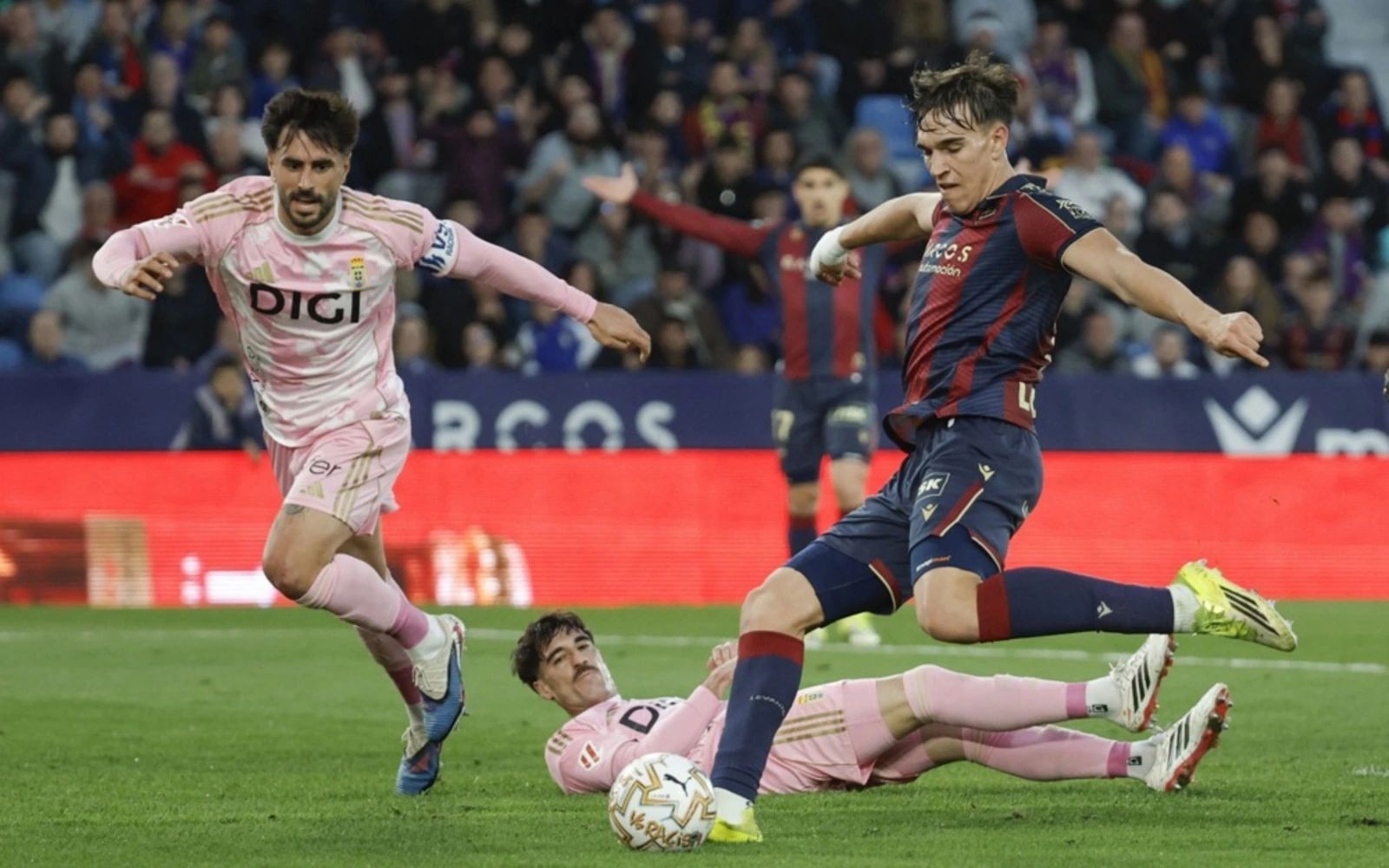 Levante beat Oviedo to boost survival hopes, Sevilla slip