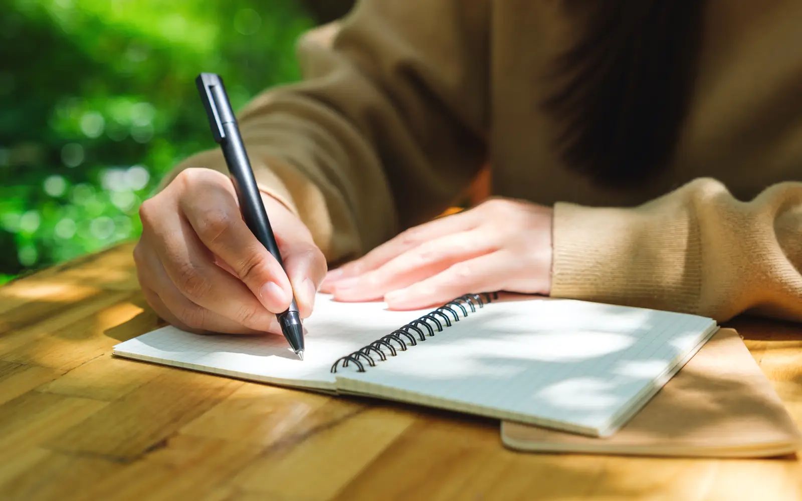 Menulis puisi dalam era digital: Antara jiwa dan raga