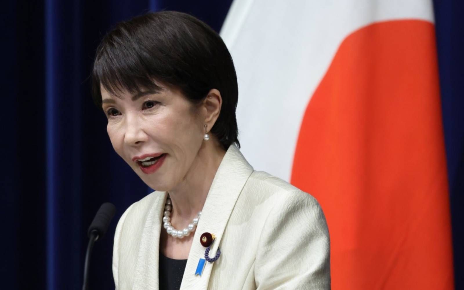 Bank of Japan says it sees inflation rising on oil price spike