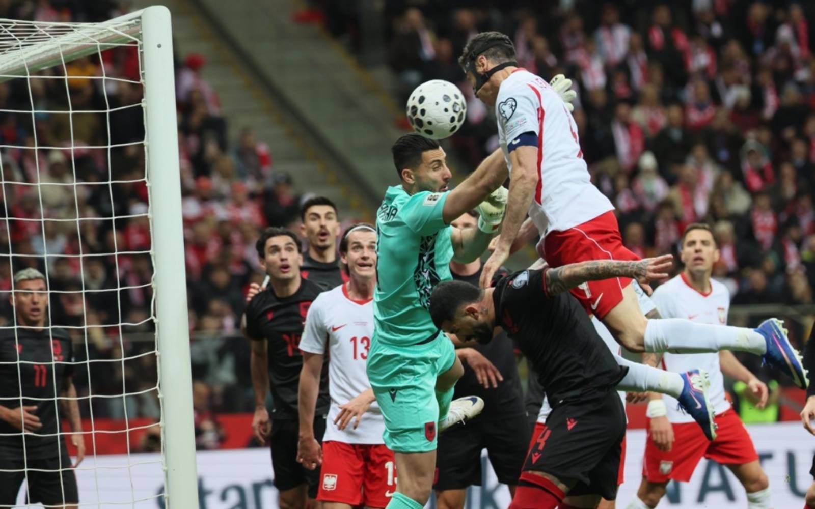 Poland come from behind to beat Albania and reach play-off final