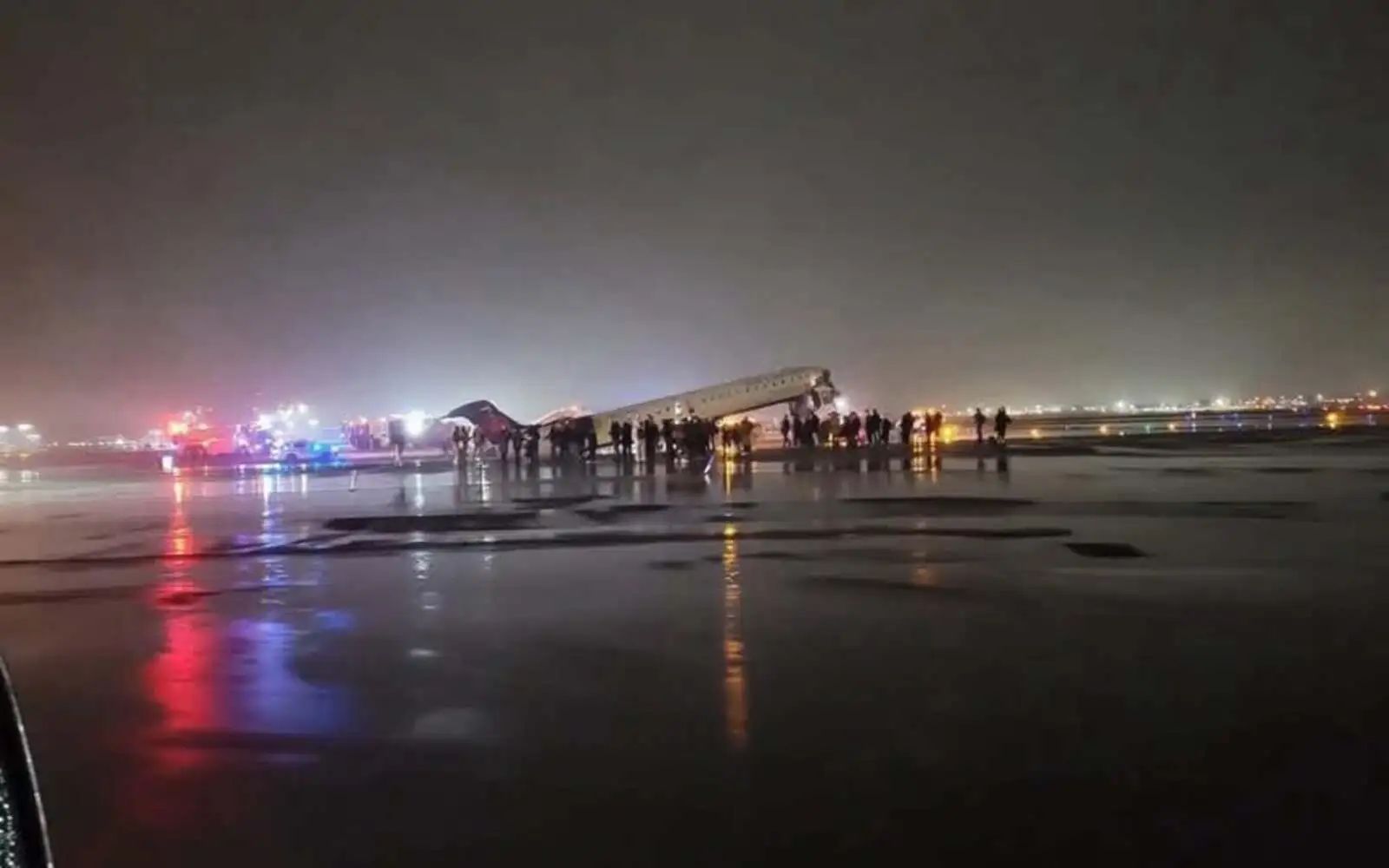 Air Canada Express jet hits ground vehicle at New York’s LaGuardia airport