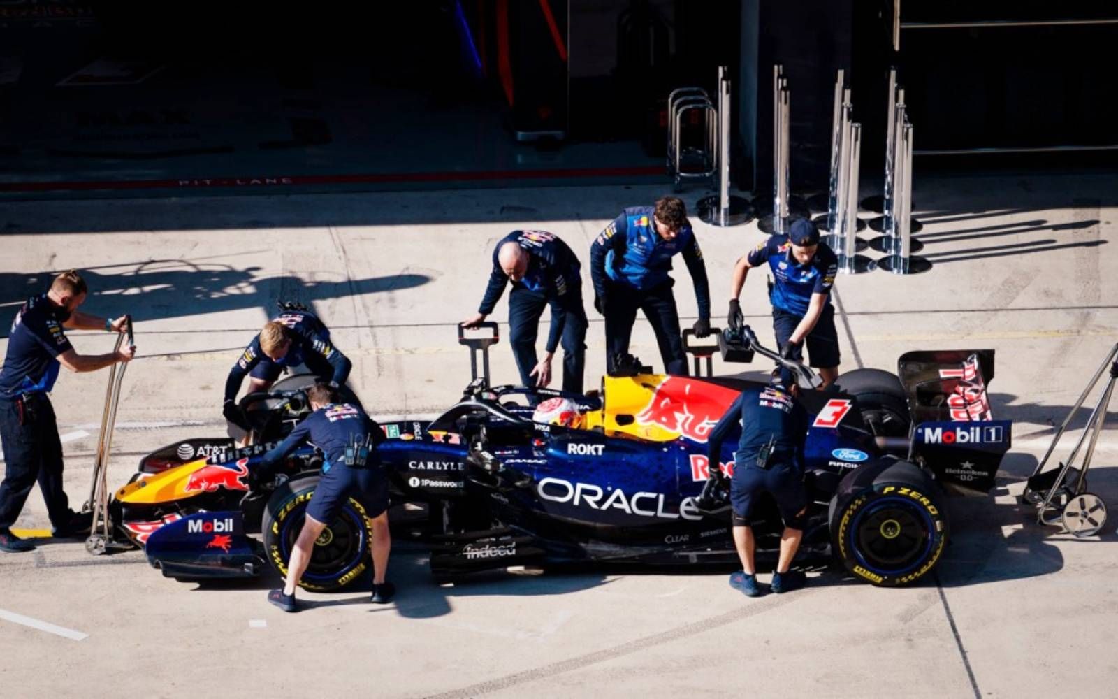 Verstappen’s Japan GP win streak under threat as Mercedes dominate