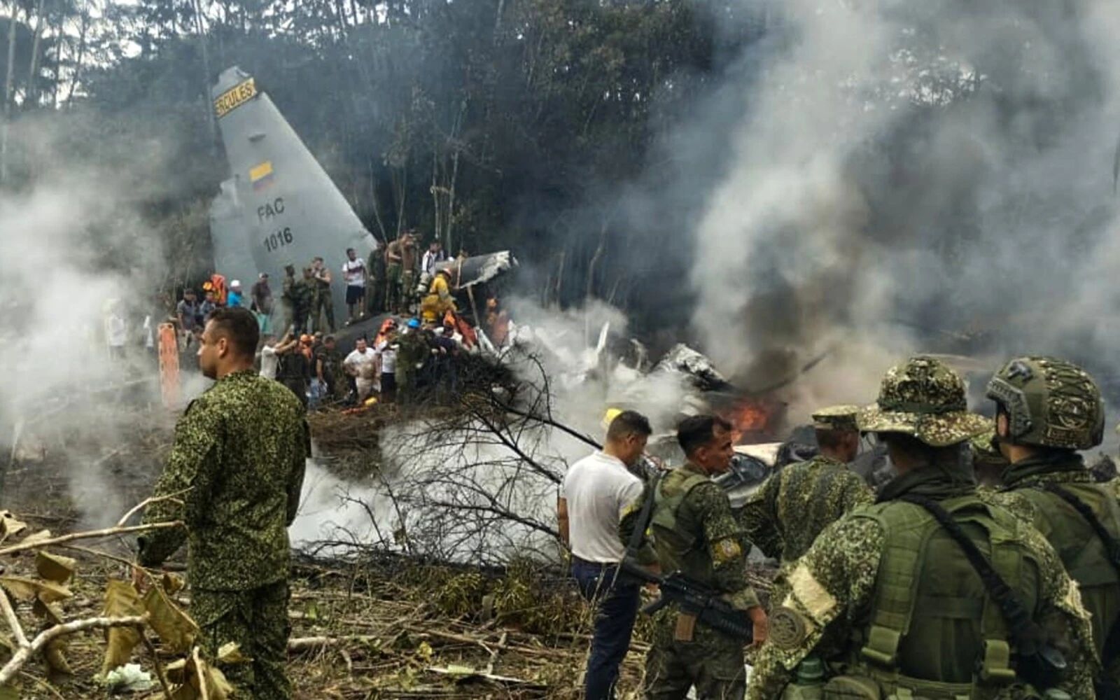 Colombian military plane crash leaves 1 dead, 77 injured