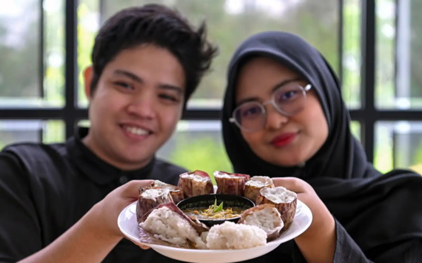 Lemang periuk kera a festive favourite in Seremban