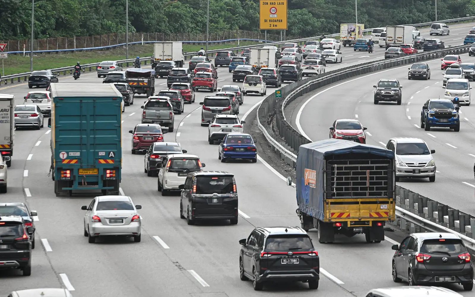 Aliran trafik mula sesak, 2.9 juta kenderaan dijangka kembali ke ibu kota