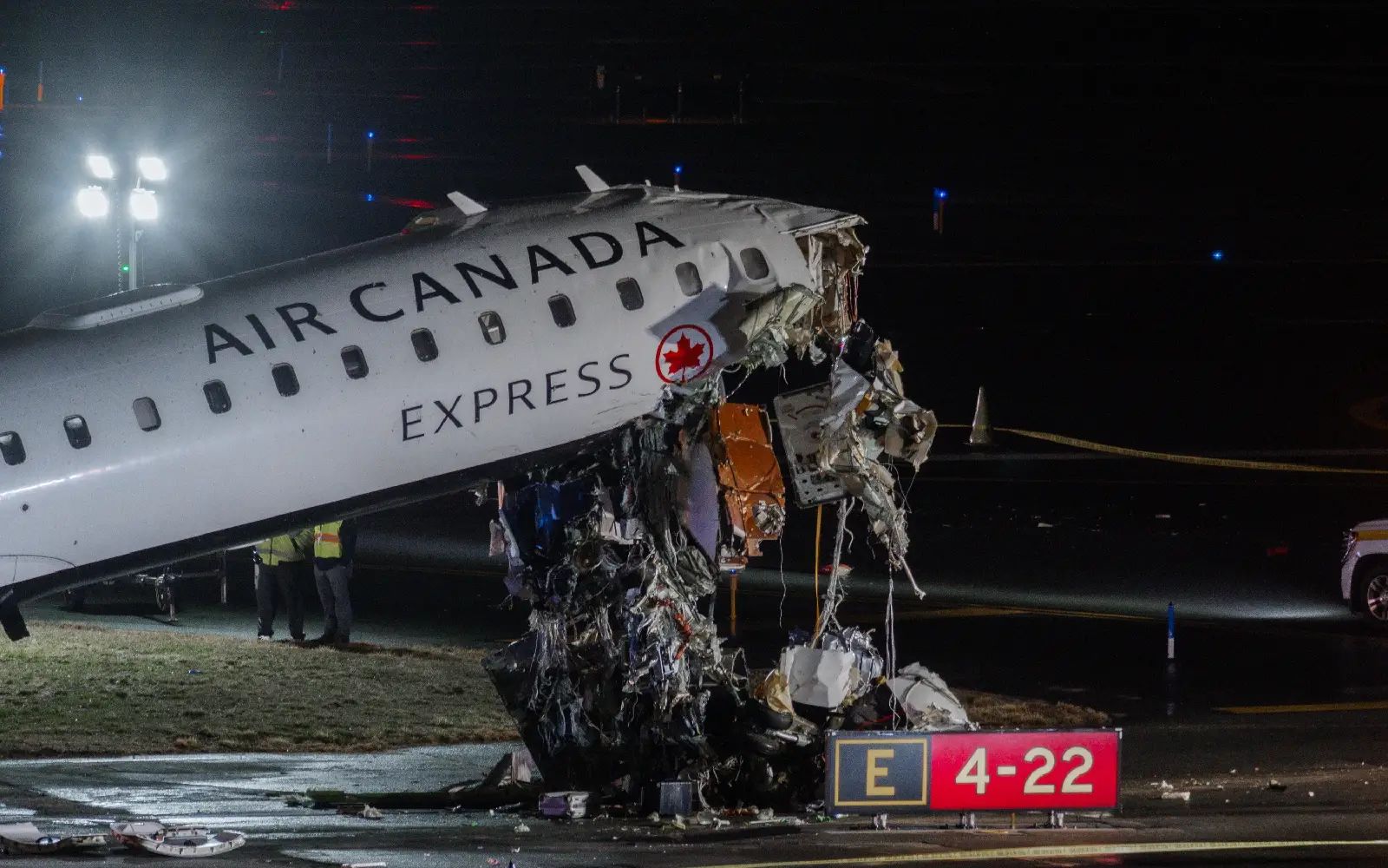 ATC admits mistake in plane and fire truck collision at LaGuardia