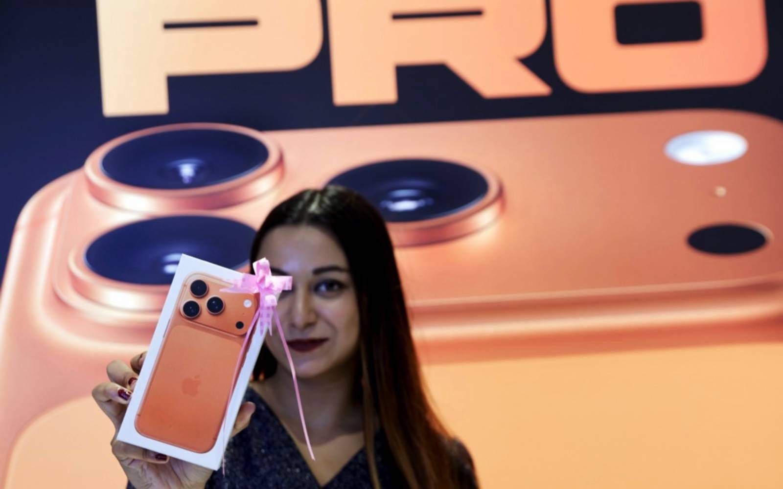 Apple boosts iPhone output in India to 25% amid China pivot