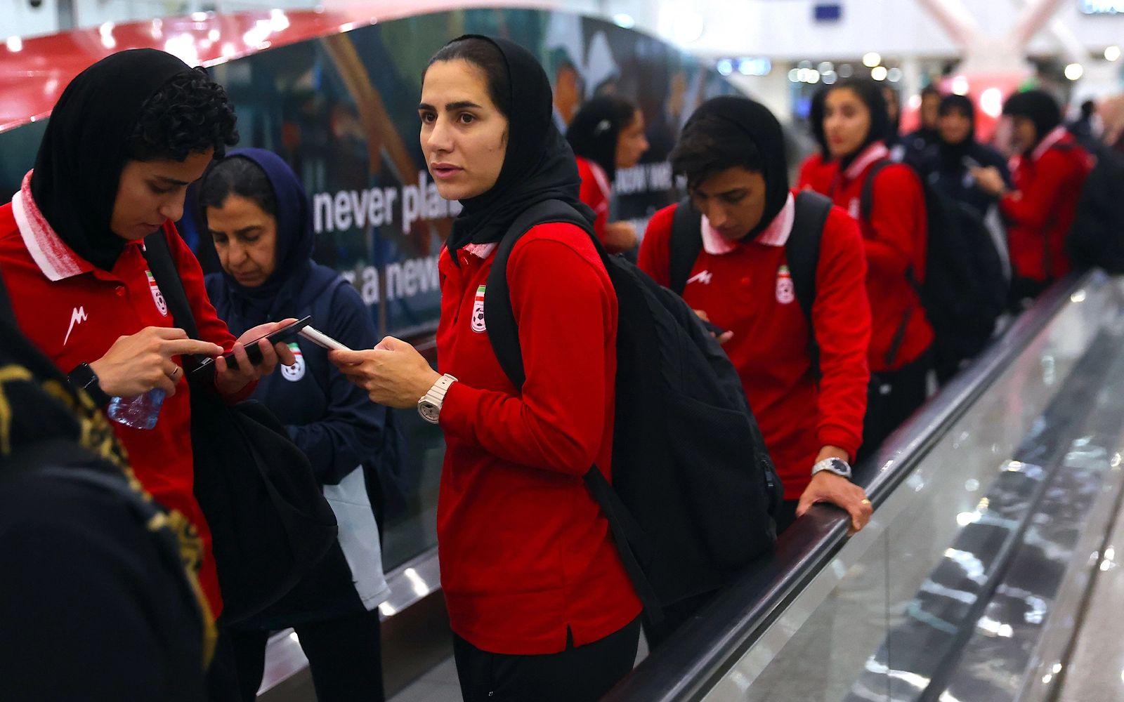 Remaining members of Iran women’s football squad arrive in Malaysia