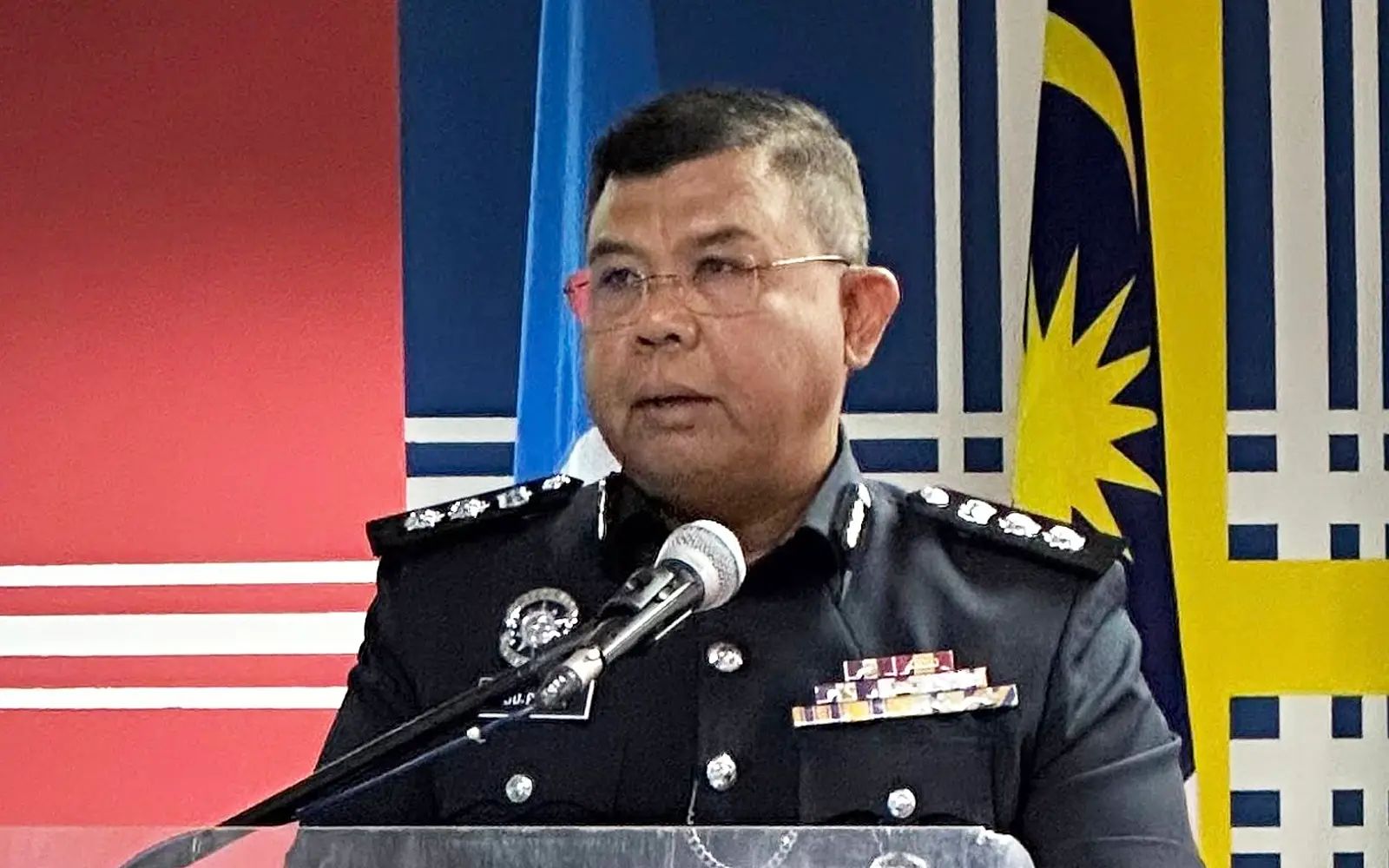 Mayat ditemukan di kawasan lapang, dipercayai mangsa bunuh