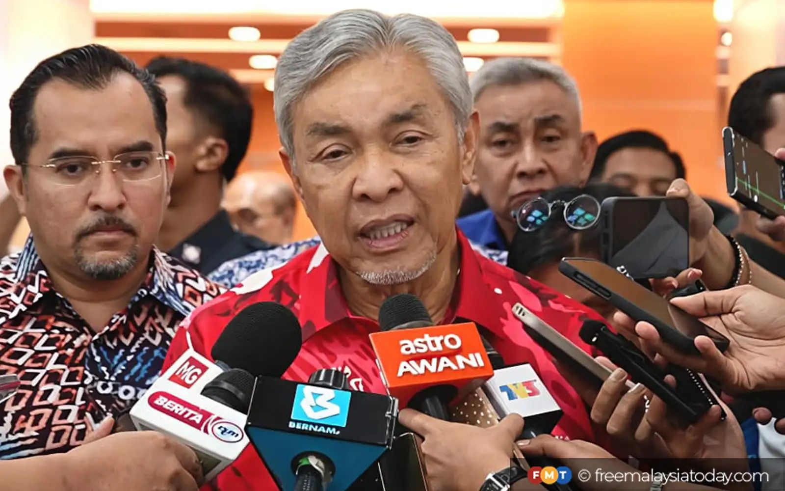 14 Adun BN N Sembilan ambil keputusan sendiri, kata Zahid