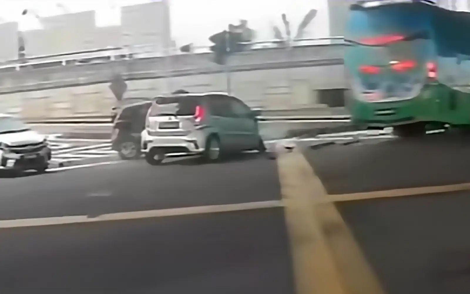 bas langgar myvi