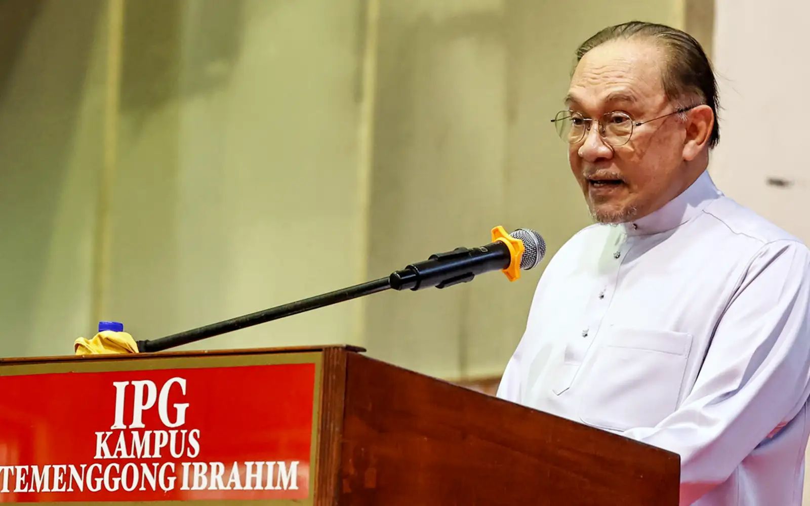 DATUK SERI ANWAR IBRAHIM