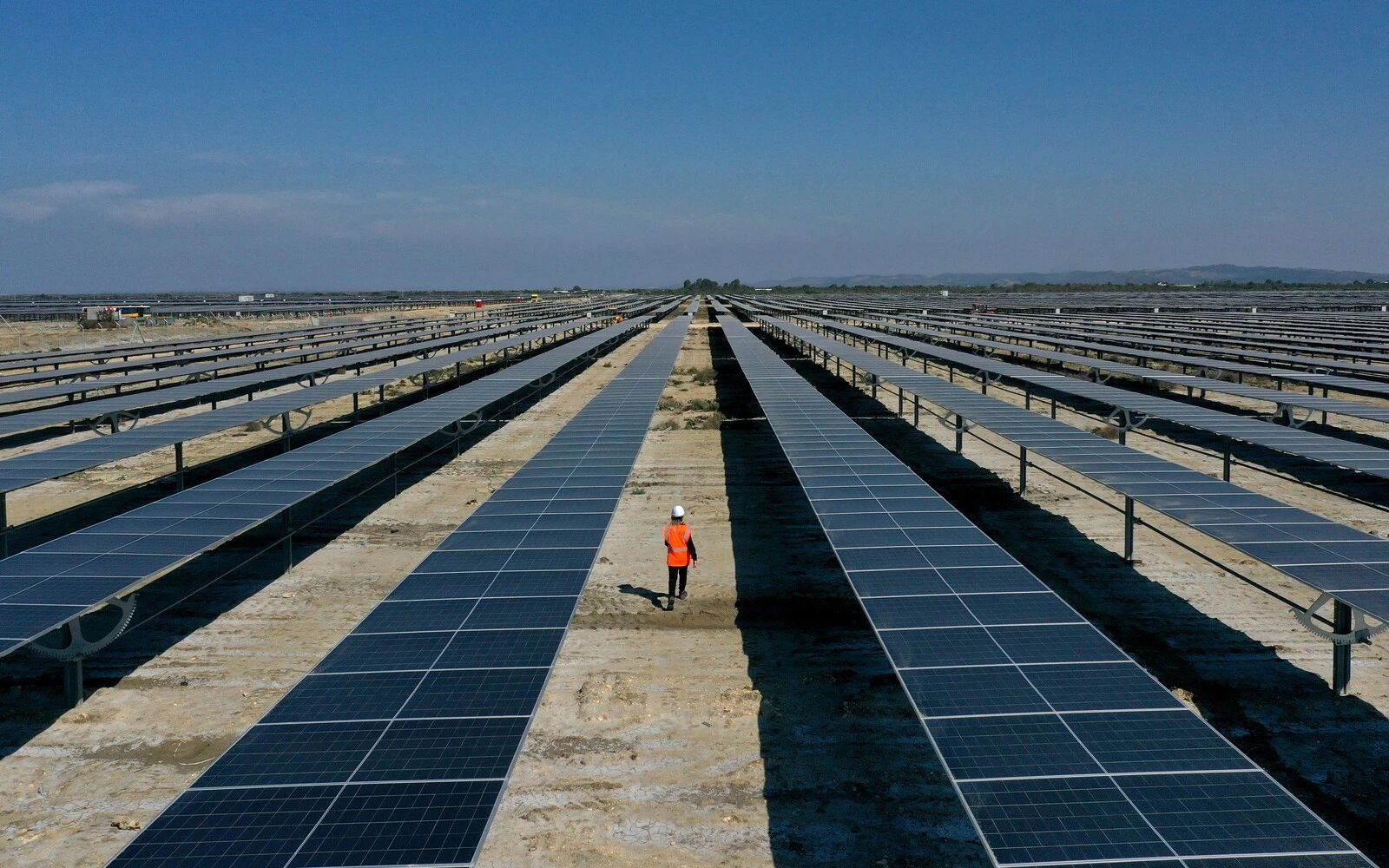 Renewables in vogue as Iran war drives up European power prices