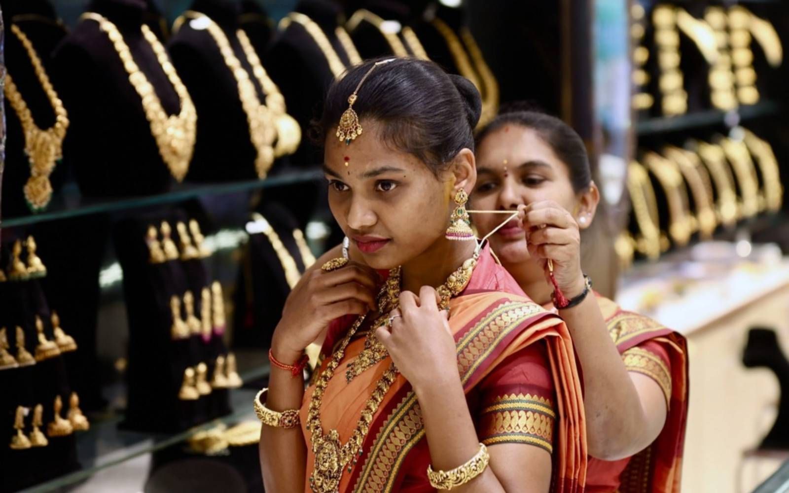 India’s gold-buying festival sees tepid demand on price surge