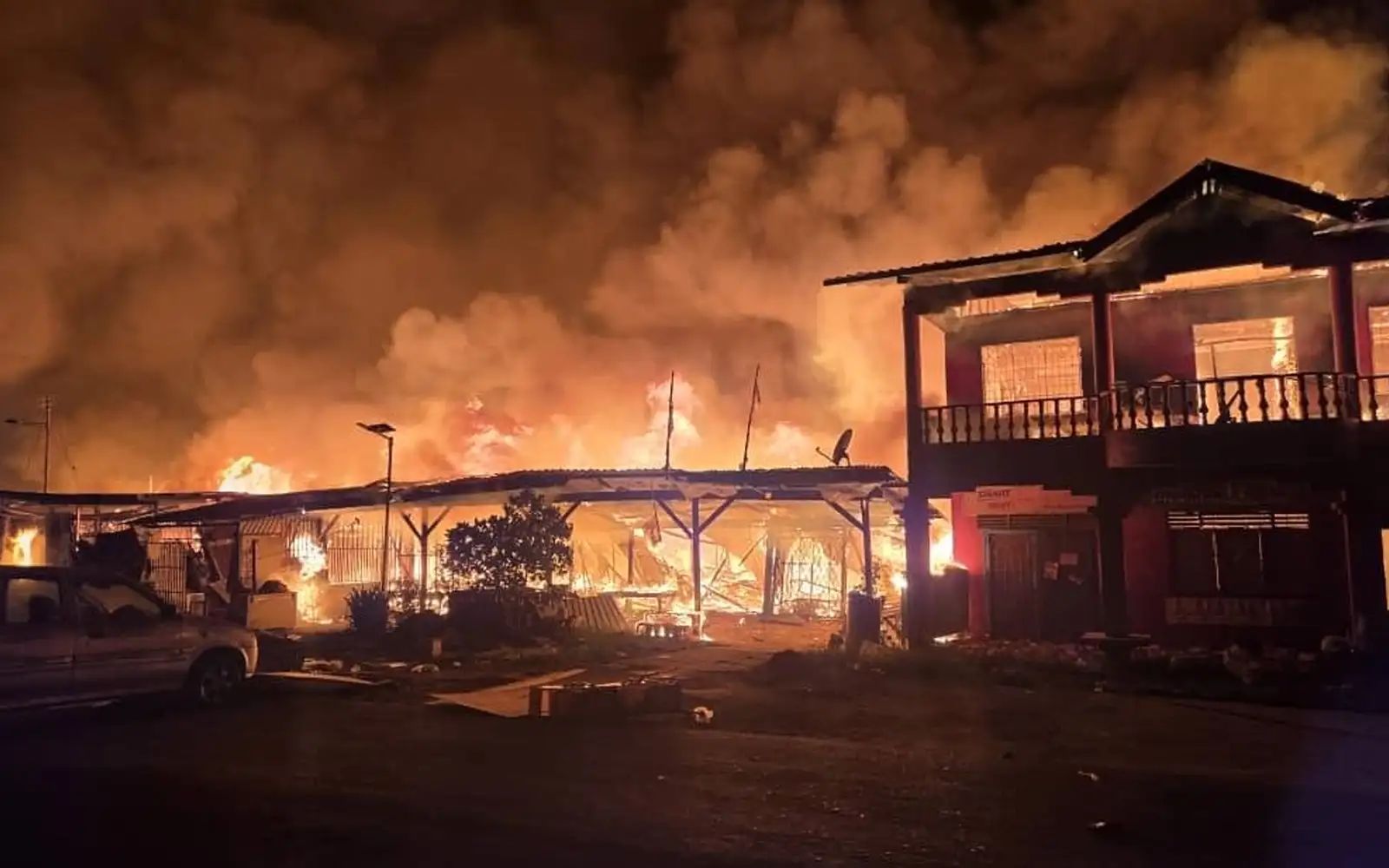 kebakaran rumah atas air sandakan