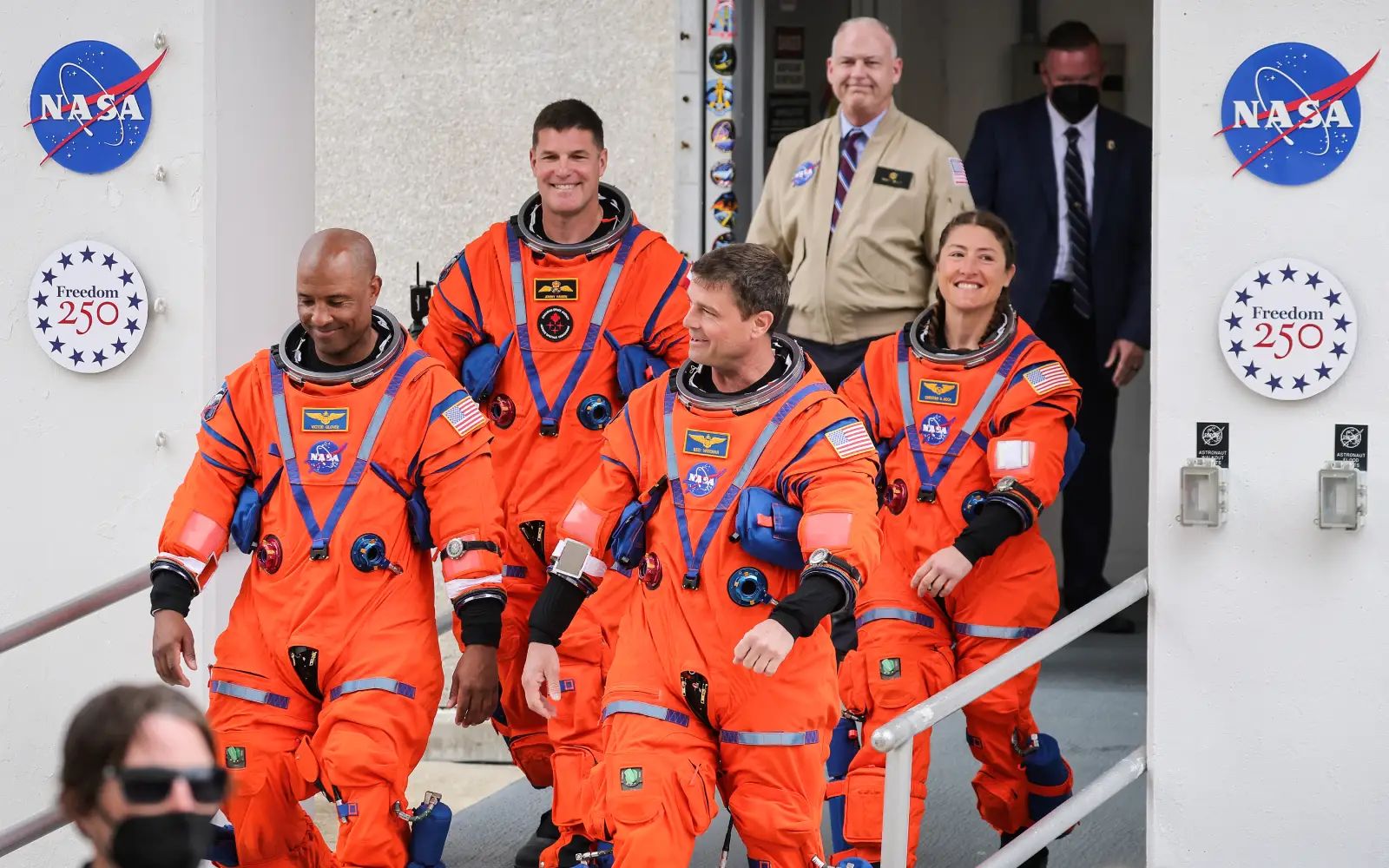 Artemis crew urges unity on ‘lifeboat’ Earth