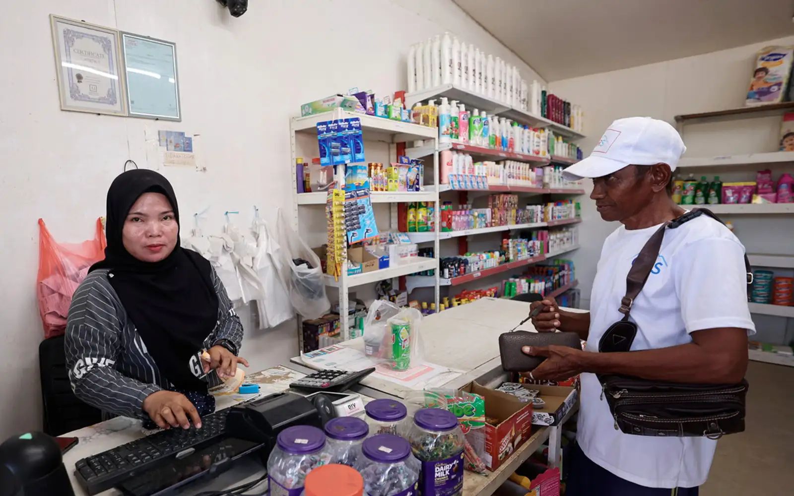 penduduk pulau banggi guna sara