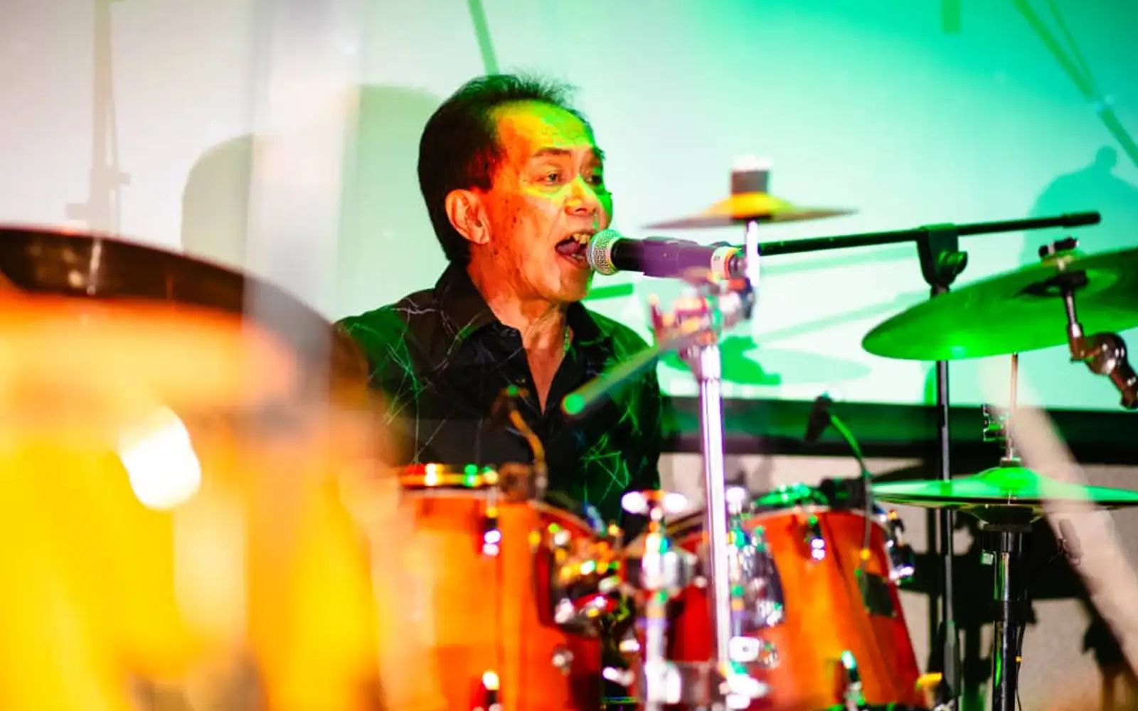 Behind the drums, Hussein Idris (The Strollers pic) 9526