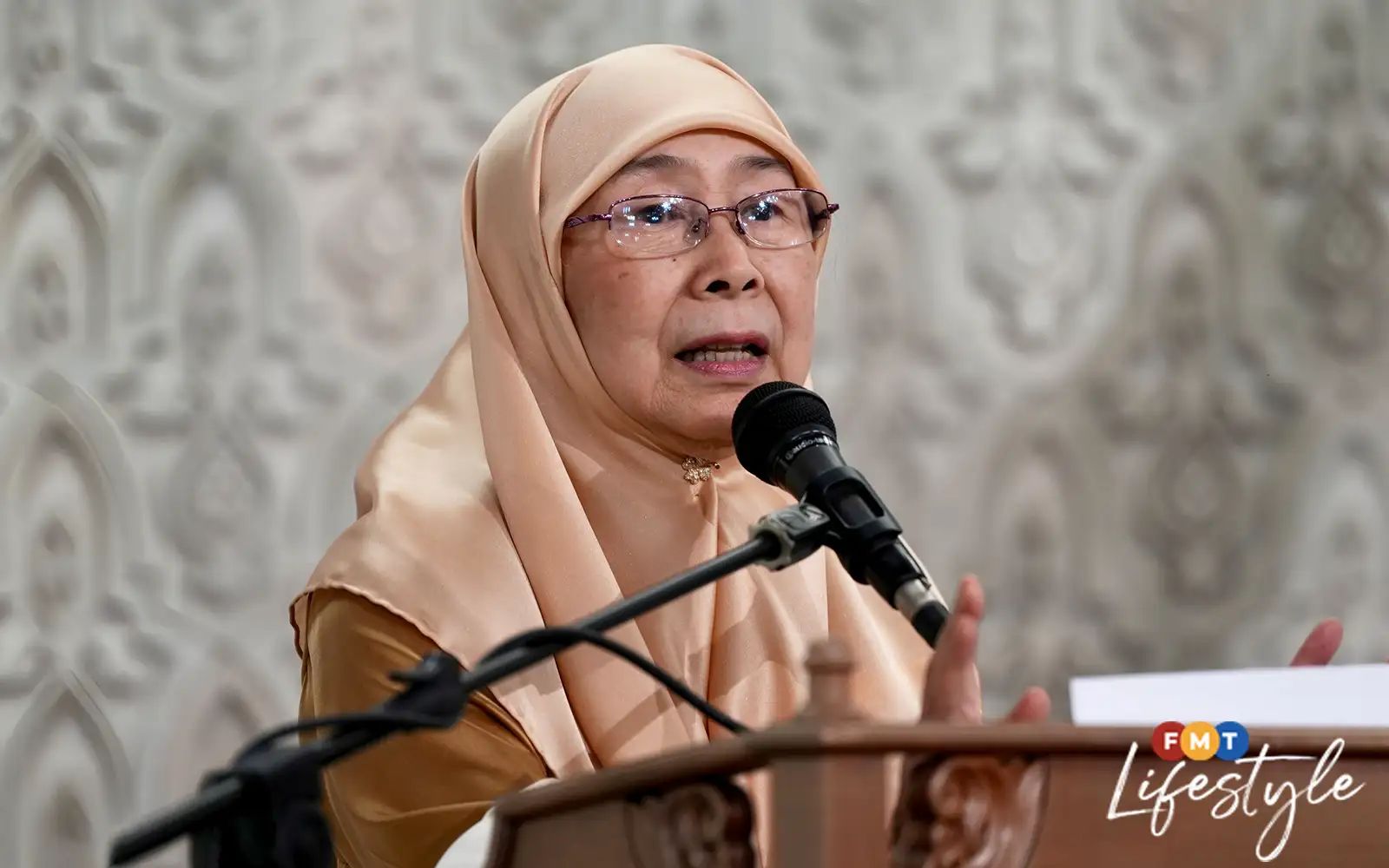 Dr Wan Azizah Wan Ismail (Fauzi Yunus @ FMT Lifestyle) 6526