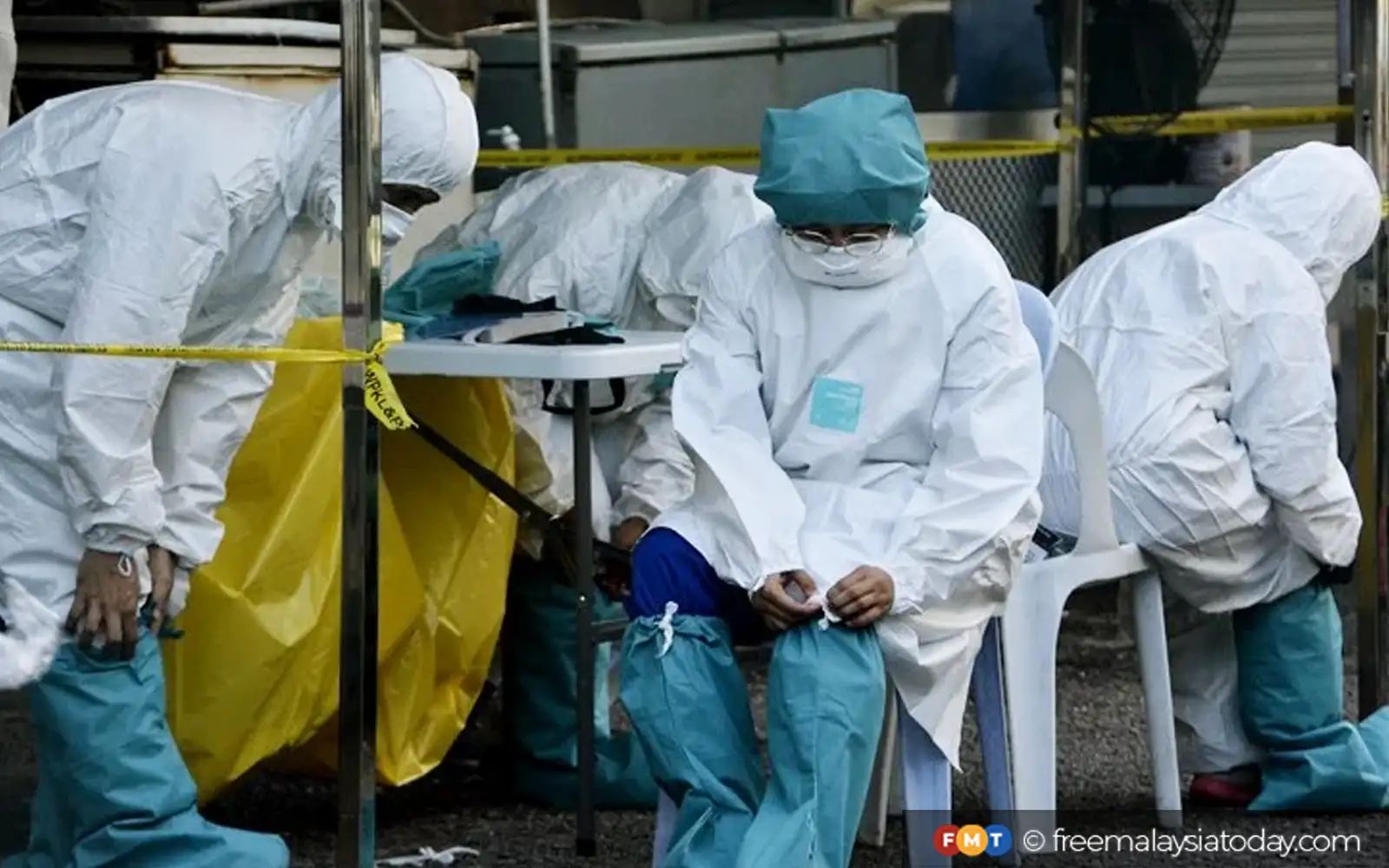Exhausted nurses and doctors on the frontlines during fmt 24526