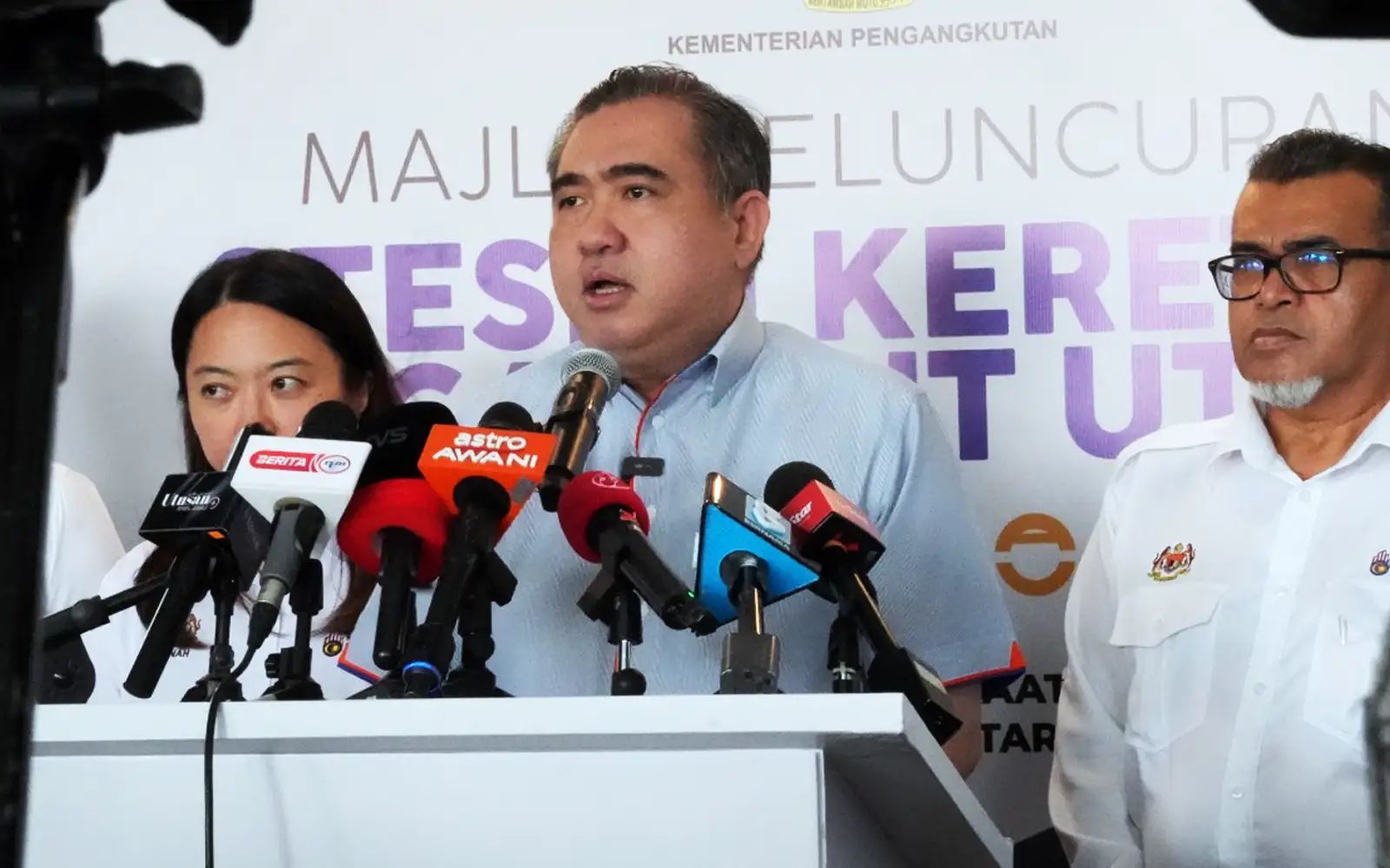 Transport minister Loke Siew Fook KTM Berhad fb pic 15526
