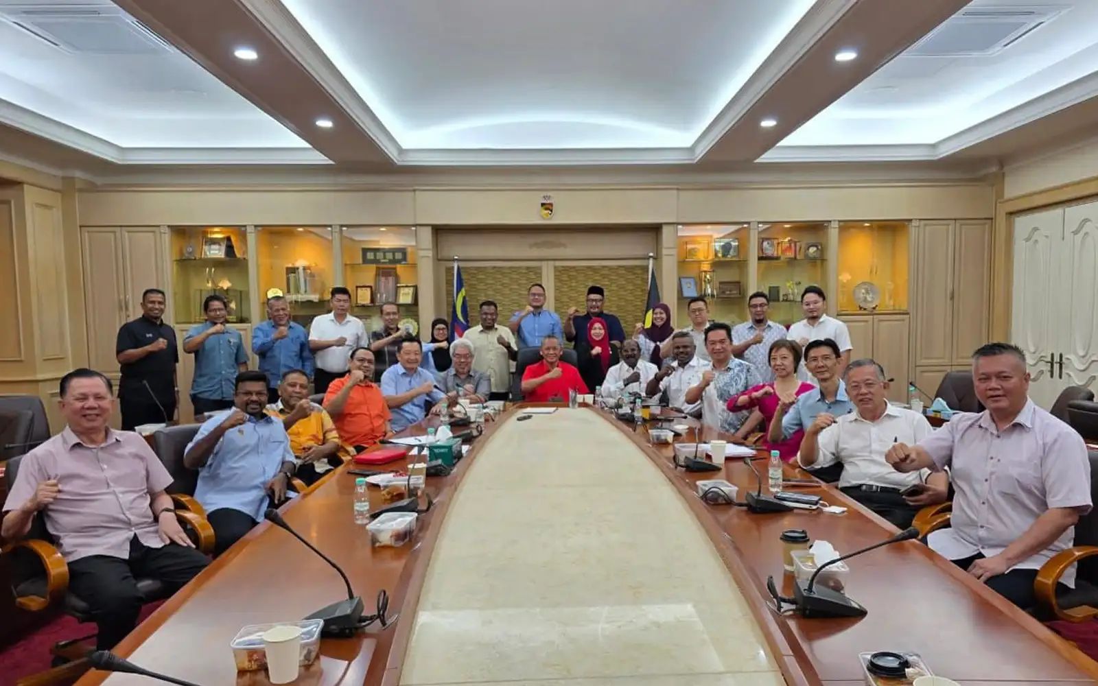 Pemimpin Pakatan Harapan YAB Dato Seri Utama Haji Aminuddin Harun fb pic 2626