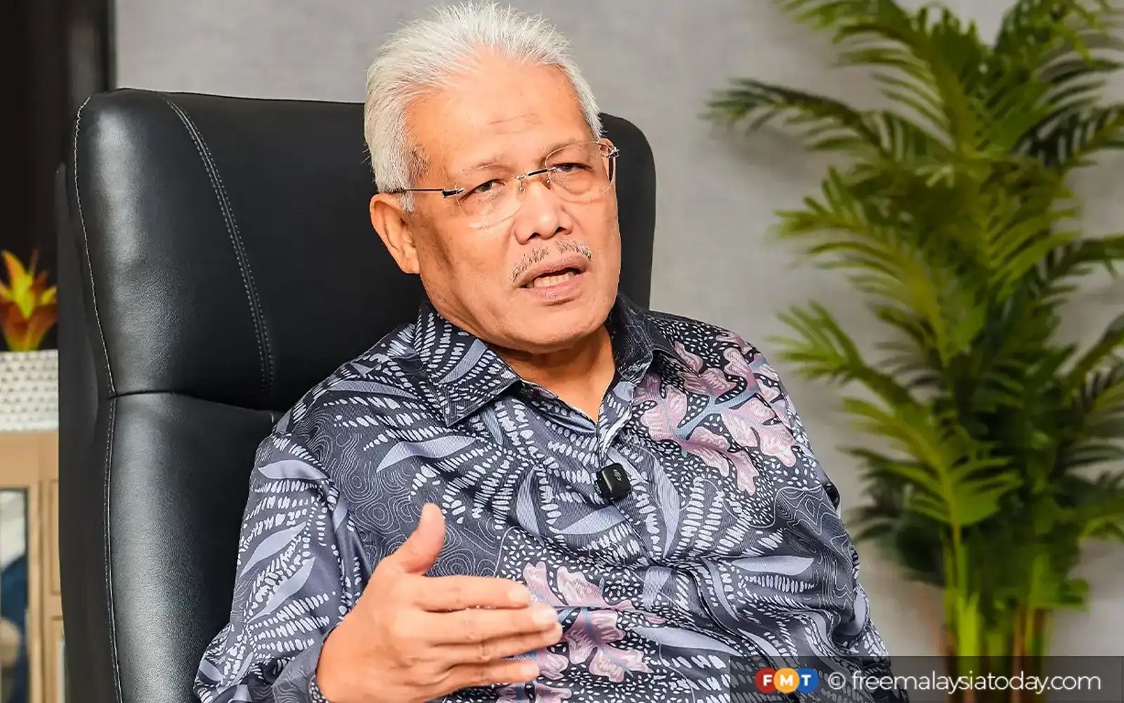 Hamzah Zainudin fmt 2626